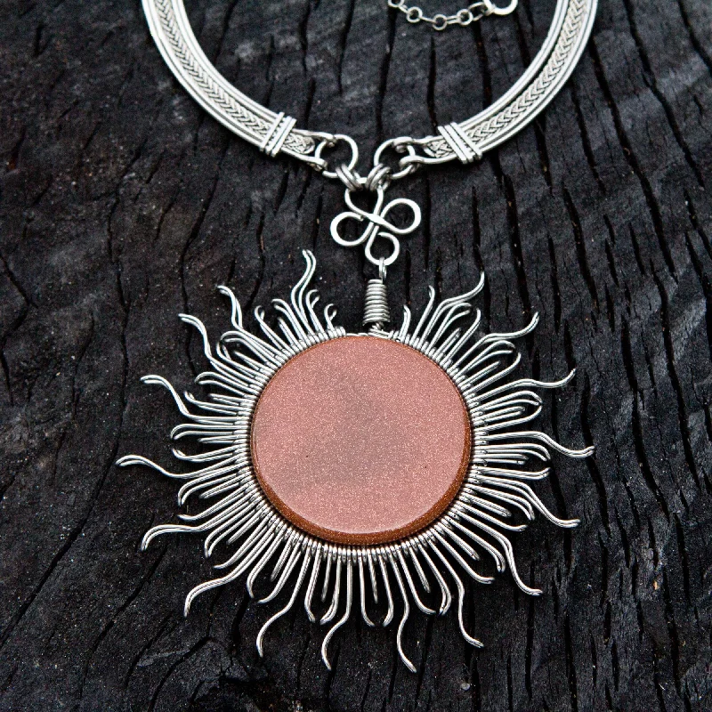-Anti-scratch scratching board AND cat bed in oneRays of the Sun Stainless Steel Goldstone Statement Necklace from Brazil -Anti-scratch scratching board AND cat bed in oneRays of the Sun Stainless Steel Goldstone Statement Necklace from Brazil