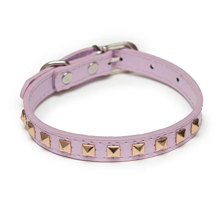  . **Cat clothes cute model**Rockstud Collar