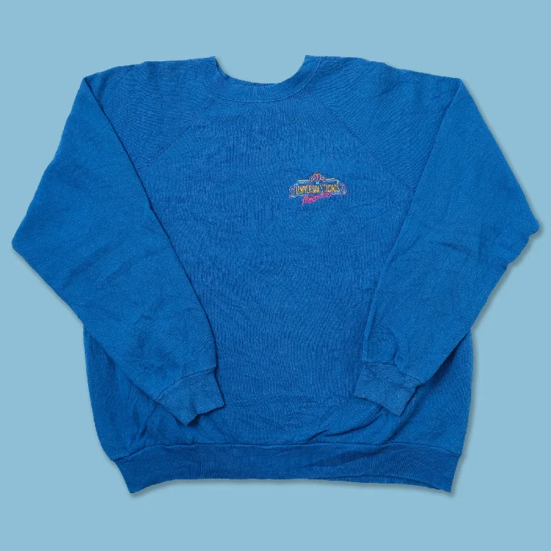 - Rabbit grass rack to prevent waste food boxVintage Universal Studios Sweater Large