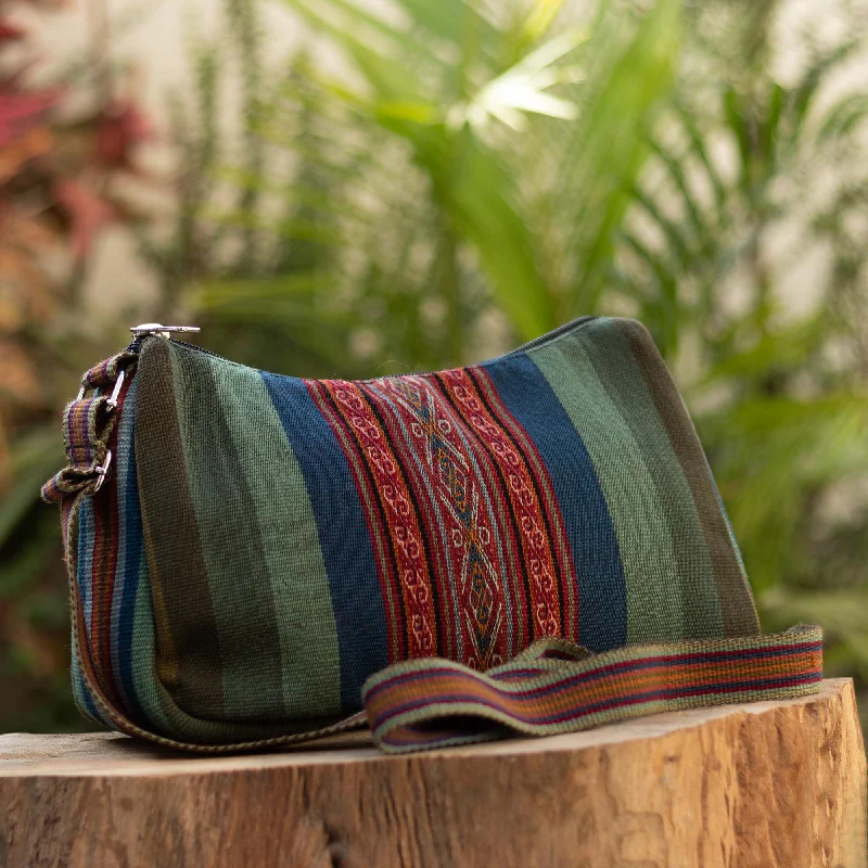  -Anti-scratch scratching board AND cat bed in oneMists of Cusco Multicolored Alpaca Shoulder Bag