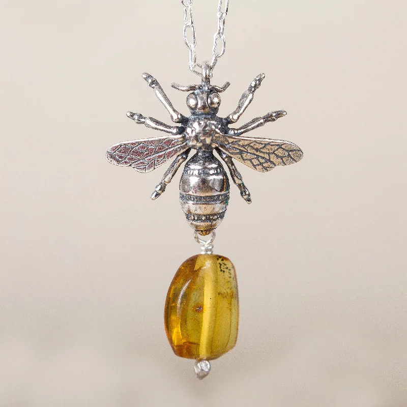 - Degradable pet feces bagWorker Bee Bee-Themed Amber Pendant Necklace from Mexico