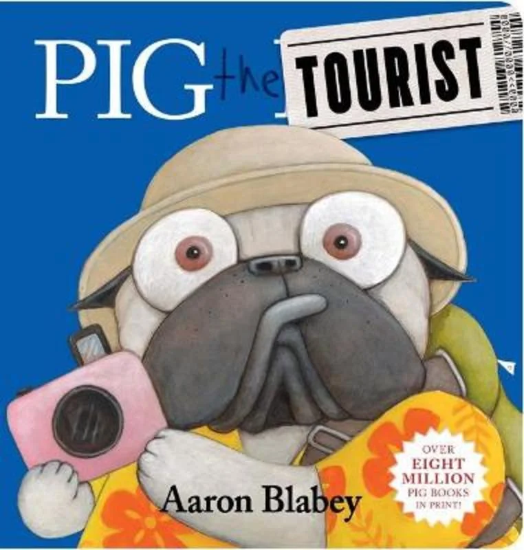 - Foldable and portable cat bagPig the Tourist Board Book