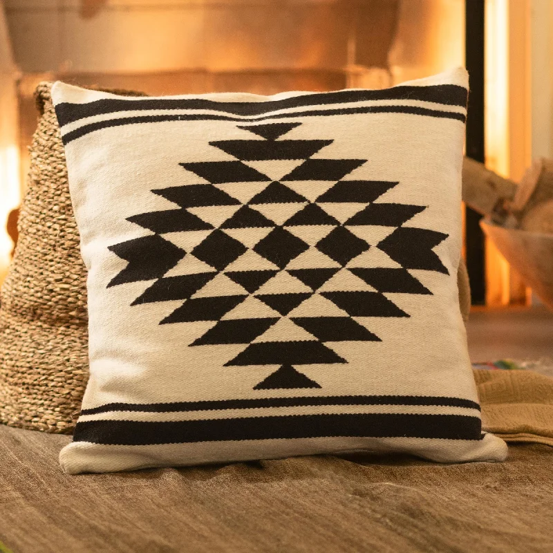 - Chinchilla cooling ice nest ceramic plateSymmetric Diamond Diamond Pattern Wool Cushion Cover from Peru - Chinchilla cooling ice nest ceramic plateSymmetric Diamond Diamond Pattern Wool Cushion Cover from Peru